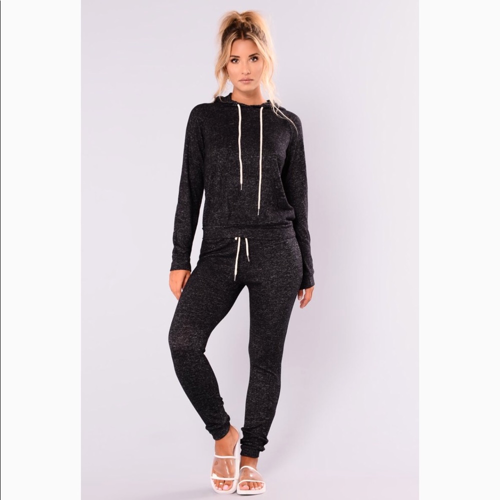 Fashion nova hoodie set